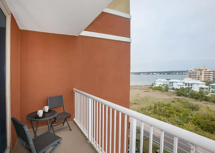 Sanibel 707 *